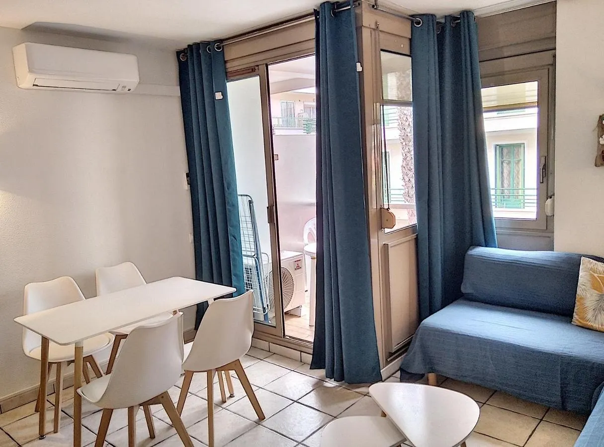 Residence Graziella Studio 301 胡安莱潘 公寓